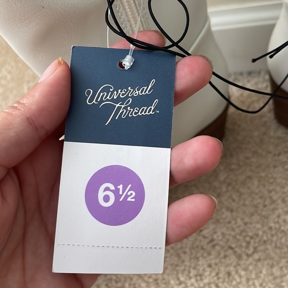 Womens New Universal Thread Long White Heel Boots - Picture 5 of 8